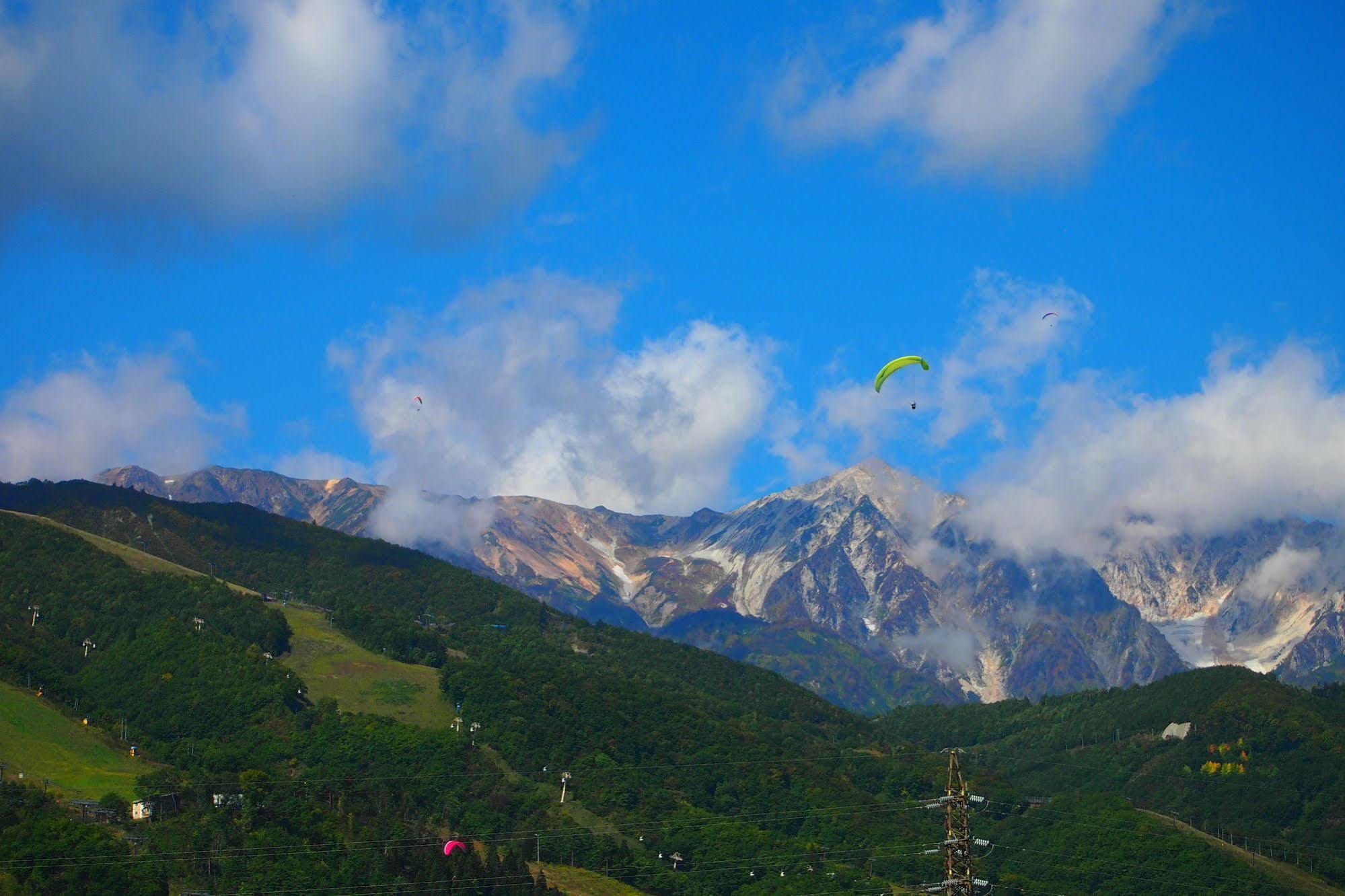 Mountside Jodel Hotel Hakuba Exterior photo